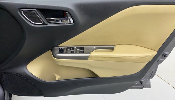 2017 Honda City VX CVT PETROL, Petrol, Automatic, 69,850 km, Driver Side Door Panels Control