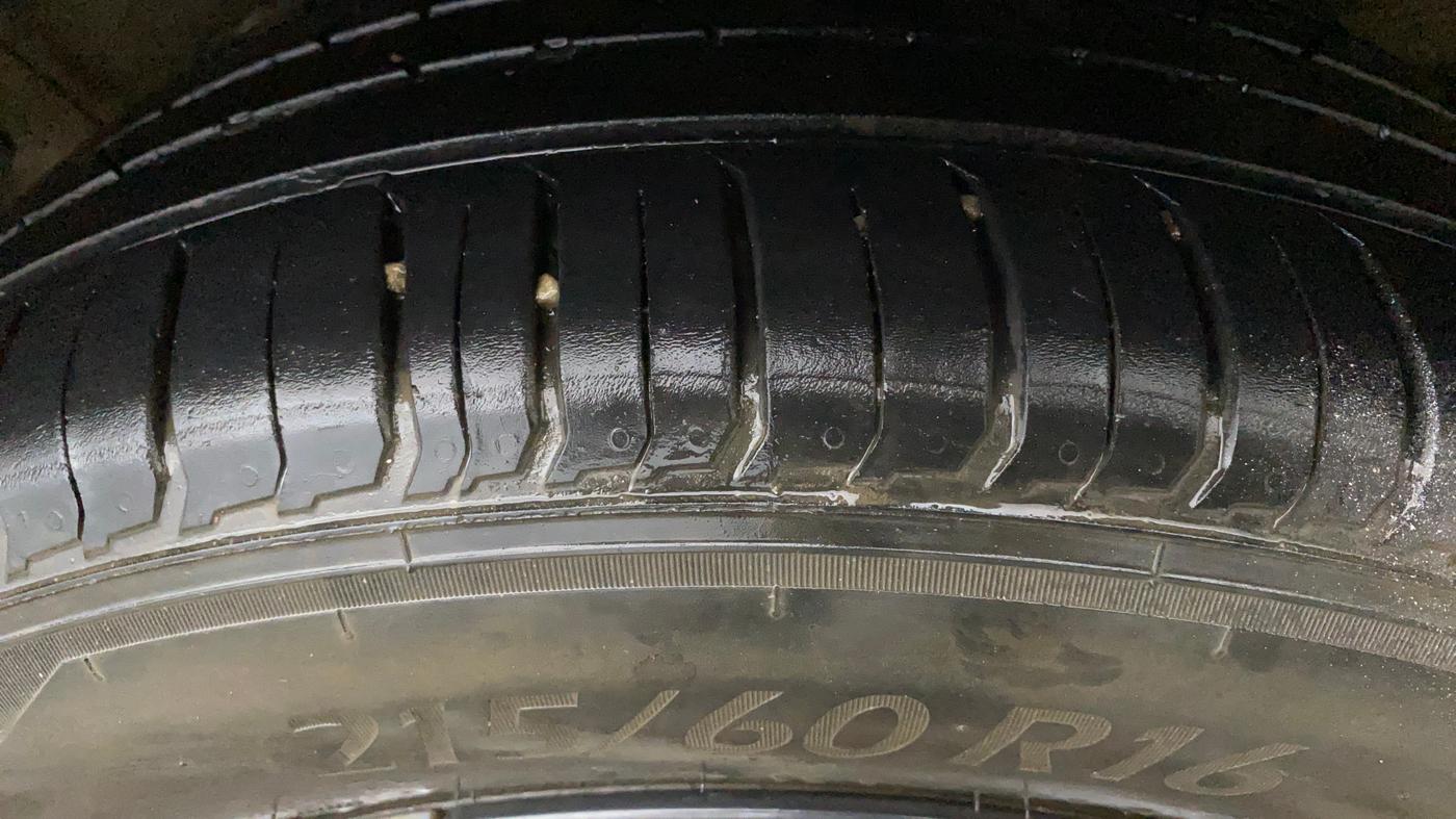 2022 Hyundai VENUE SX 1.0 TURBO IMT, Petrol, Manual, 37,472 km, Left Rear Tyre Tread