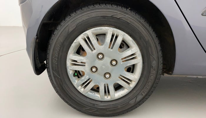 2013 Hyundai i10 SPORTZ 1.1, Petrol, Manual, 1,03,214 km, Right Rear Wheel