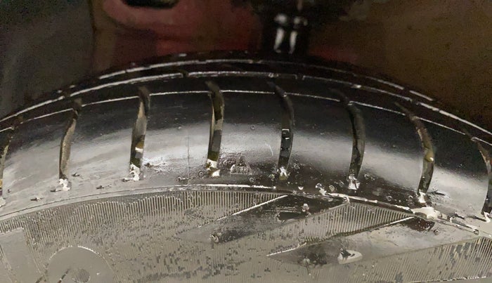 2017 Hyundai Grand i10 MAGNA 1.2 KAPPA VTVT, Petrol, Manual, 42,221 km, Left Front Tyre Tread