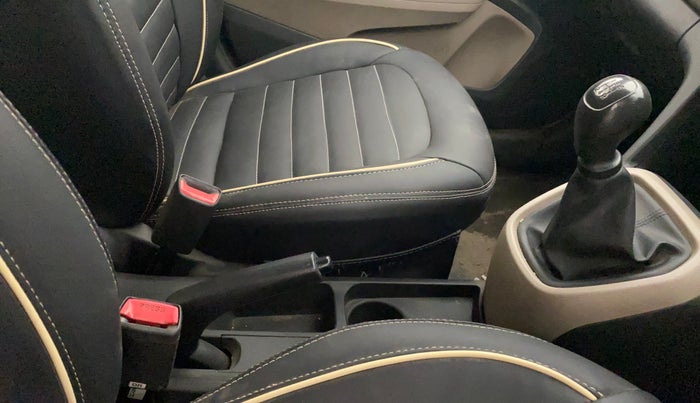 2017 Hyundai Grand i10 MAGNA 1.2 KAPPA VTVT, Petrol, Manual, 42,221 km, Gear Lever