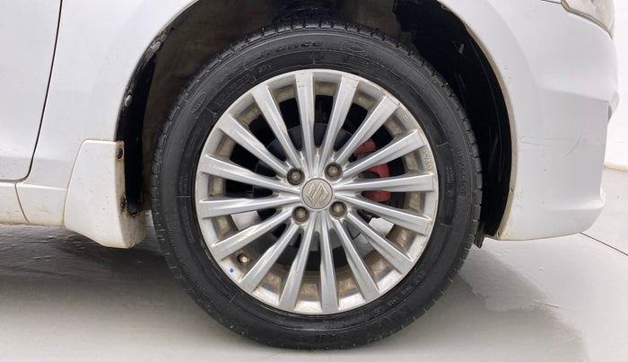 2015 Maruti Ciaz ZDI+, Diesel, Manual, 75,471 km, Right Front Wheel