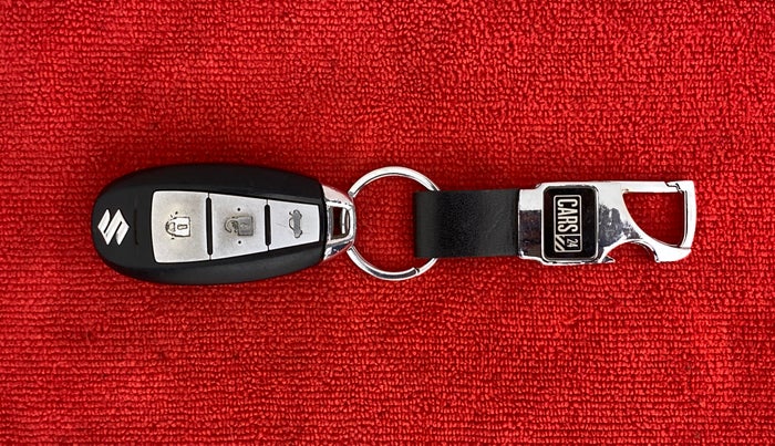 2015 Maruti Ciaz ZDI+, Diesel, Manual, 75,471 km, Key Close Up