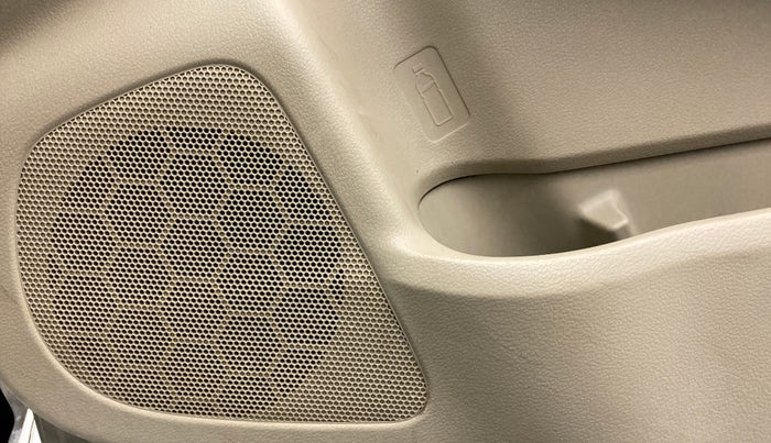 2015 Maruti Ciaz ZDI+, Diesel, Manual, 75,471 km, Speaker