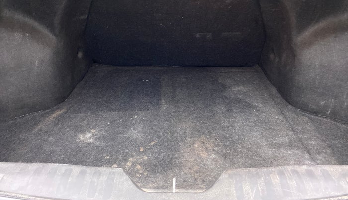 2015 Maruti Ciaz ZDI+, Diesel, Manual, 75,471 km, Boot Inside