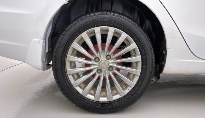 2015 Maruti Ciaz ZDI+, Diesel, Manual, 75,471 km, Right Rear Wheel