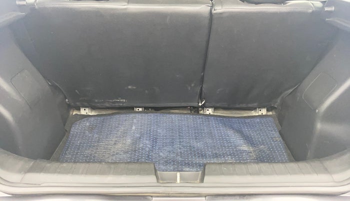 2018 Maruti Baleno DELTA PETROL 1.2, Petrol, Manual, 65,494 km, Boot Inside