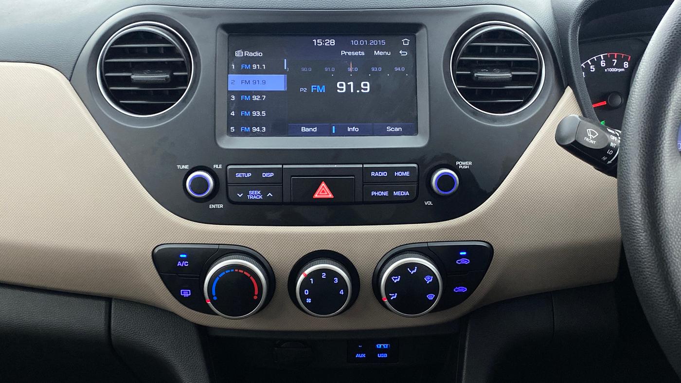 2017 Hyundai Grand i10 SPORTZ (O) 1.2 AT VTVT, Petrol, Automatic, 50,825 km, Air Conditioner