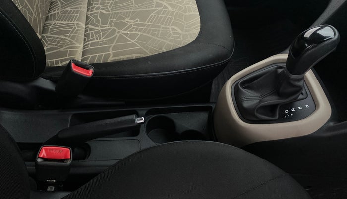 2017 Hyundai Grand i10 SPORTZ (O) 1.2 AT VTVT, Petrol, Automatic, 50,825 km, Gear Lever