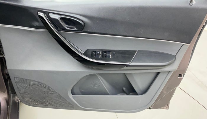 2018 Tata TIGOR XM PETROL, Petrol, Manual, 35,515 km, Driver Side Door Panels Control