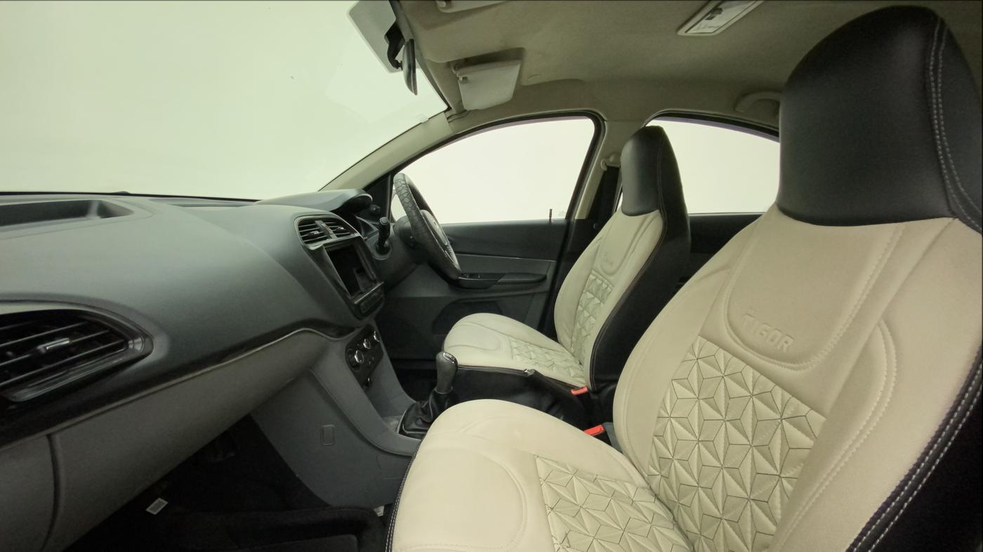 2018 Tata TIGOR XM PETROL, Petrol, Manual, 35,515 km, Right Side Front Door Cabin