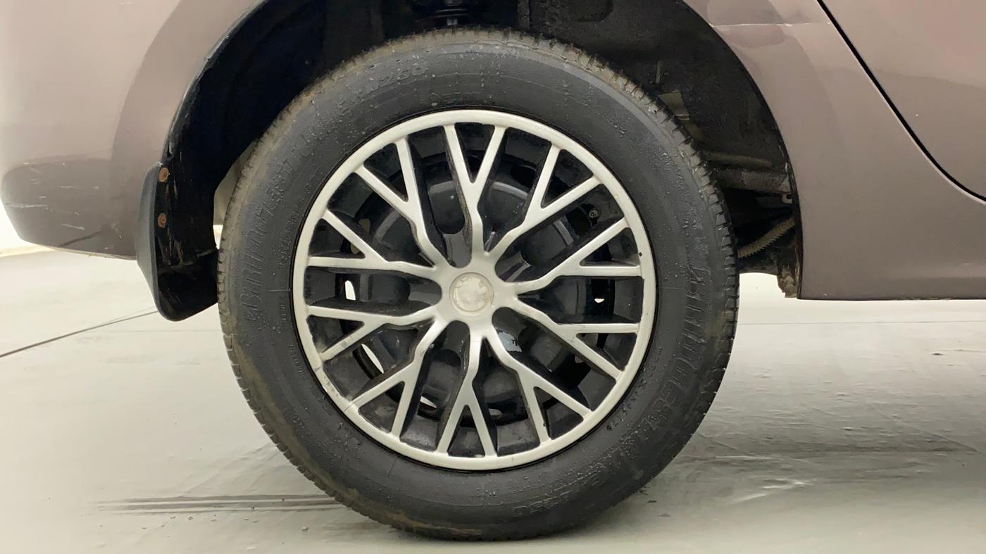 2018 Tata TIGOR XM PETROL, Petrol, Manual, 35,515 km, Right Rear Wheel