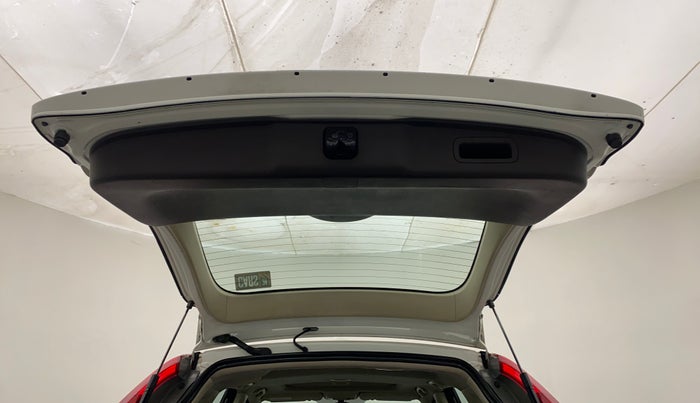 2015 Honda CRV 2.0L I-VTEC 2WD AT, Petrol, Automatic, 1,07,342 km, Boot Door Open