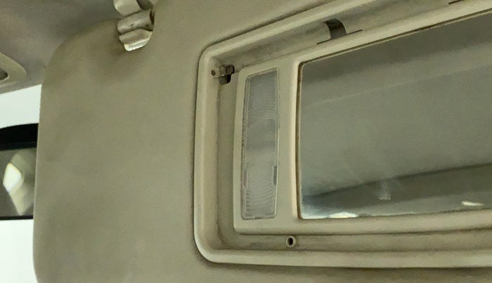 2015 Honda CRV 2.0L I-VTEC 2WD AT, Petrol, Automatic, 1,07,342 km, Ceiling - Vanity mirror light not working