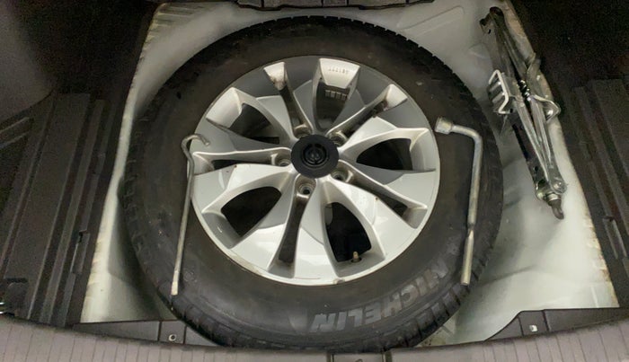 2015 Honda CRV 2.0L I-VTEC 2WD AT, Petrol, Automatic, 1,07,342 km, Spare Tyre
