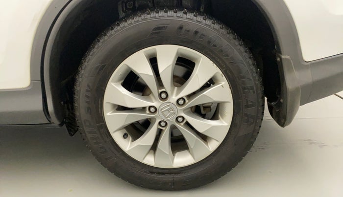 2015 Honda CRV 2.0L I-VTEC 2WD AT, Petrol, Automatic, 1,07,342 km, Left Rear Wheel