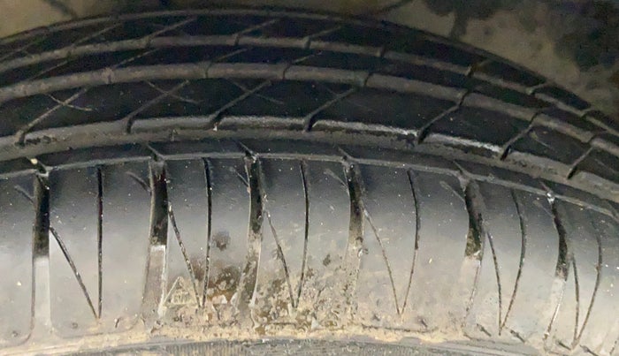 2017 Honda Jazz 1.2L I-VTEC S, Petrol, Manual, 41,512 km, Right Front Tyre Tread