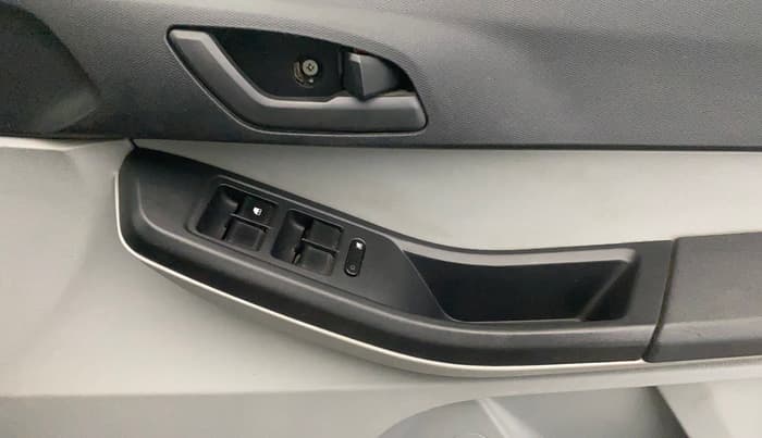 2023 Tata Tiago XM CNG, CNG, Manual, 23,744 km, Driver Side Door Panels Control