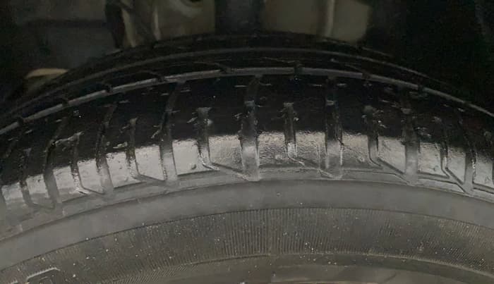 2023 Tata Tiago XM CNG, CNG, Manual, 23,744 km, Left Front Tyre Tread