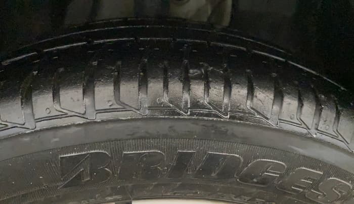 2023 Tata Tiago XM CNG, CNG, Manual, 23,744 km, Right Front Tyre Tread