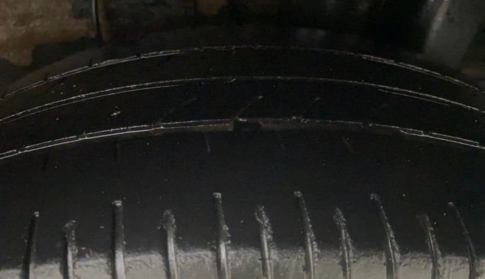 2019 Hyundai Elite i20 SPORTZ PLUS 1.2, Petrol, Manual, 38,273 km, Left Rear Tyre Tread