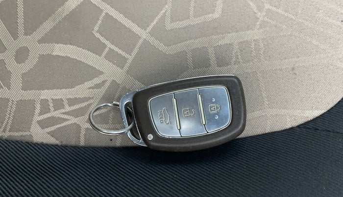 2013 Hyundai Grand i10 ASTA 1.2 KAPPA VTVT, Petrol, Manual, 53,465 km, Key Close Up