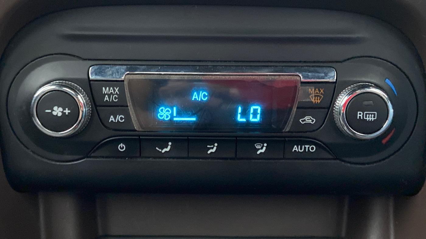 2018 Ford FREESTYLE TITANIUM 1.2 TI-VCT MT, Petrol, Manual, 37,712 km, Automatic Climate Control