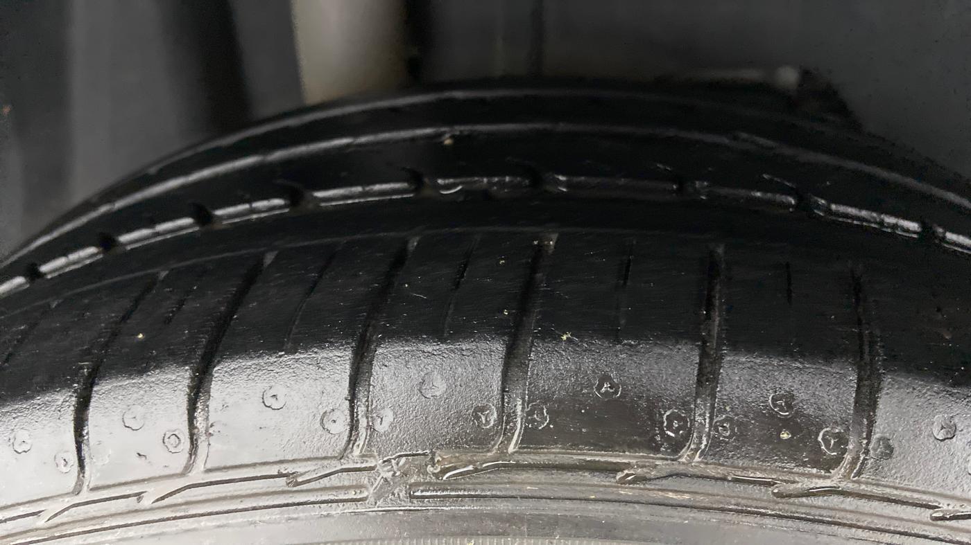 2018 Ford FREESTYLE TITANIUM 1.2 TI-VCT MT, Petrol, Manual, 37,712 km, Right Rear Tyre Tread