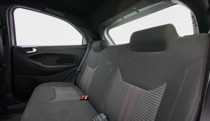 2018 Ford FREESTYLE TITANIUM 1.2 TI-VCT MT, Petrol, Manual, 37,712 km, Right Side Rear Door Cabin