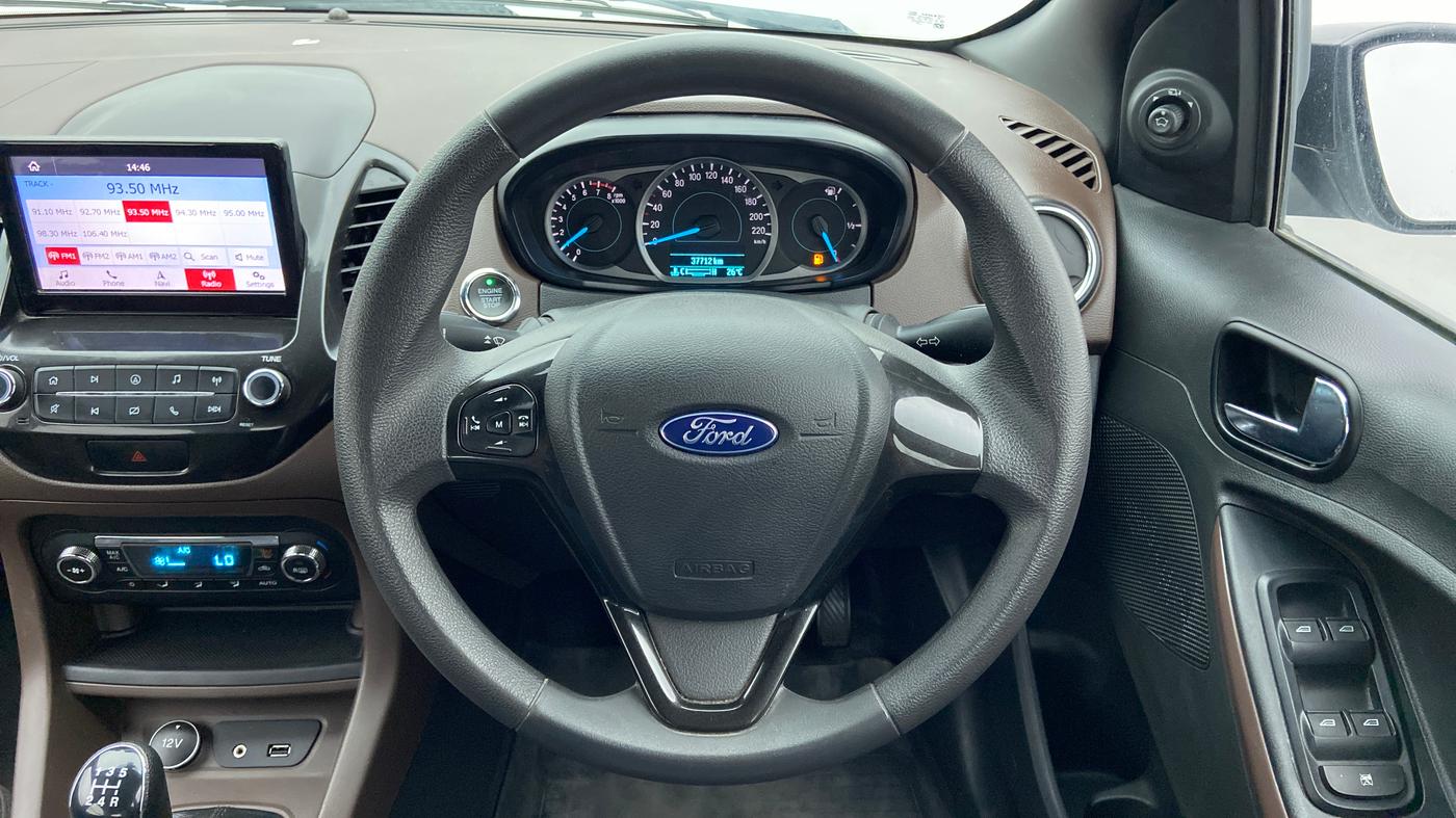 2018 Ford FREESTYLE TITANIUM 1.2 TI-VCT MT, Petrol, Manual, 37,712 km, Steering Wheel Close Up