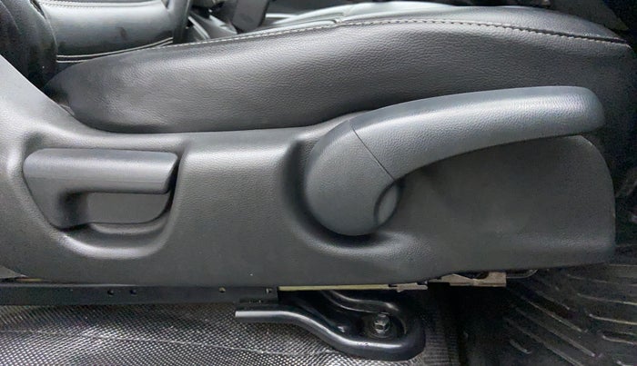 2018 Honda WR-V 1.2 i-VTEC VX MT, Petrol, Manual, 18,083 km, Driver Side Adjustment Panel