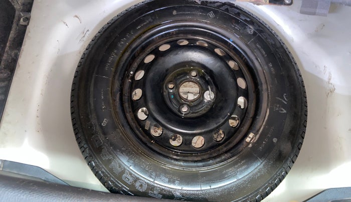 2017 Maruti Swift VXI, Petrol, Manual, 49,782 km, Spare Tyre