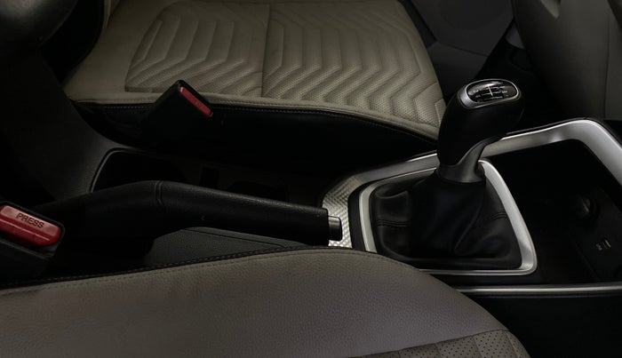 2022 KIA SONET HTX PLUS 1.0 IMT, Petrol, Manual, 20,678 km, Gear Lever