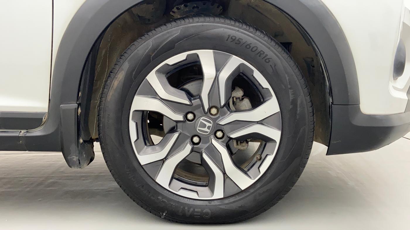 2017 Honda WR-V 1.2 i-VTEC VX MT, Petrol, Manual, 58,424 km, Right Front Wheel