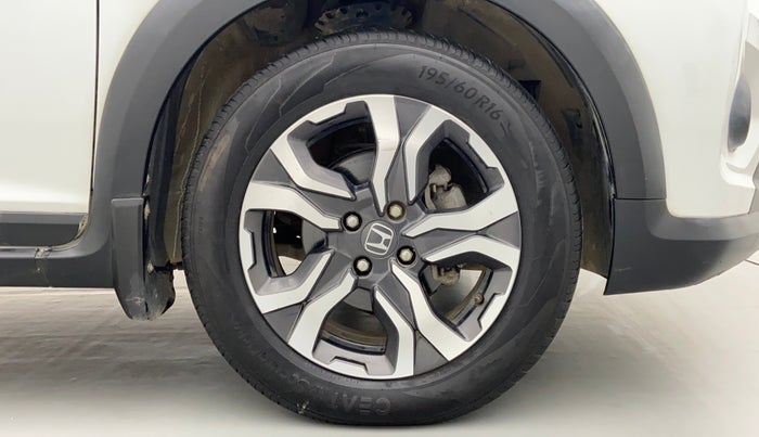 2017 Honda WR-V 1.2 i-VTEC VX MT, Petrol, Manual, 58,424 km, Right Front Wheel