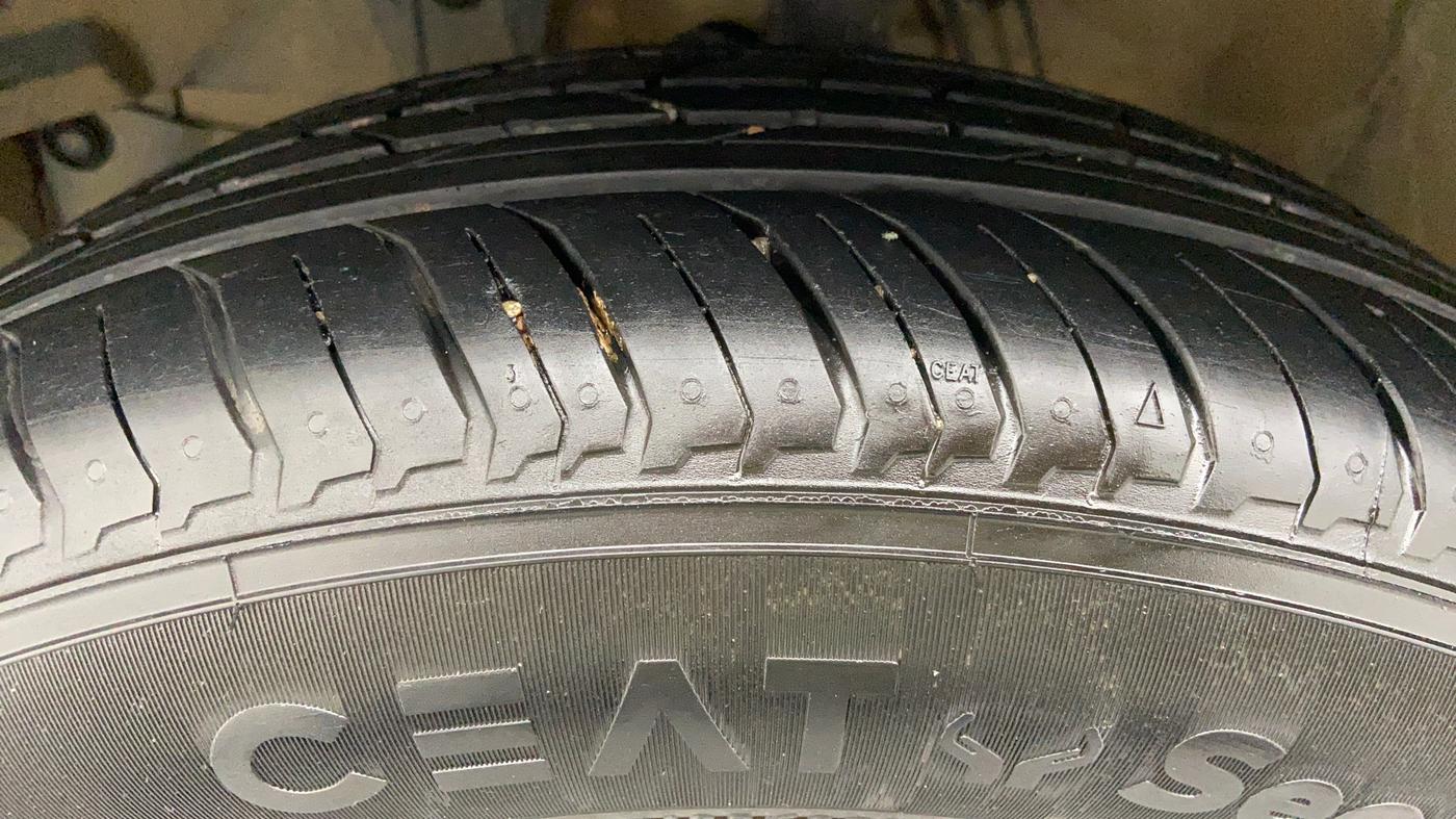 2017 Honda WR-V 1.2 i-VTEC VX MT, Petrol, Manual, 58,424 km, Left Front Tyre Tread