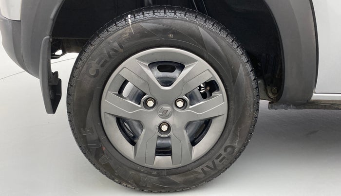 2019 Renault Kwid 1.0 RXT Opt AT, Petrol, Automatic, 11,043 km, Right Rear Wheel