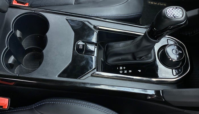 2022 Tata Safari XZA+ DARK EDITION , Diesel, Automatic, 7,973 km, Gear Lever