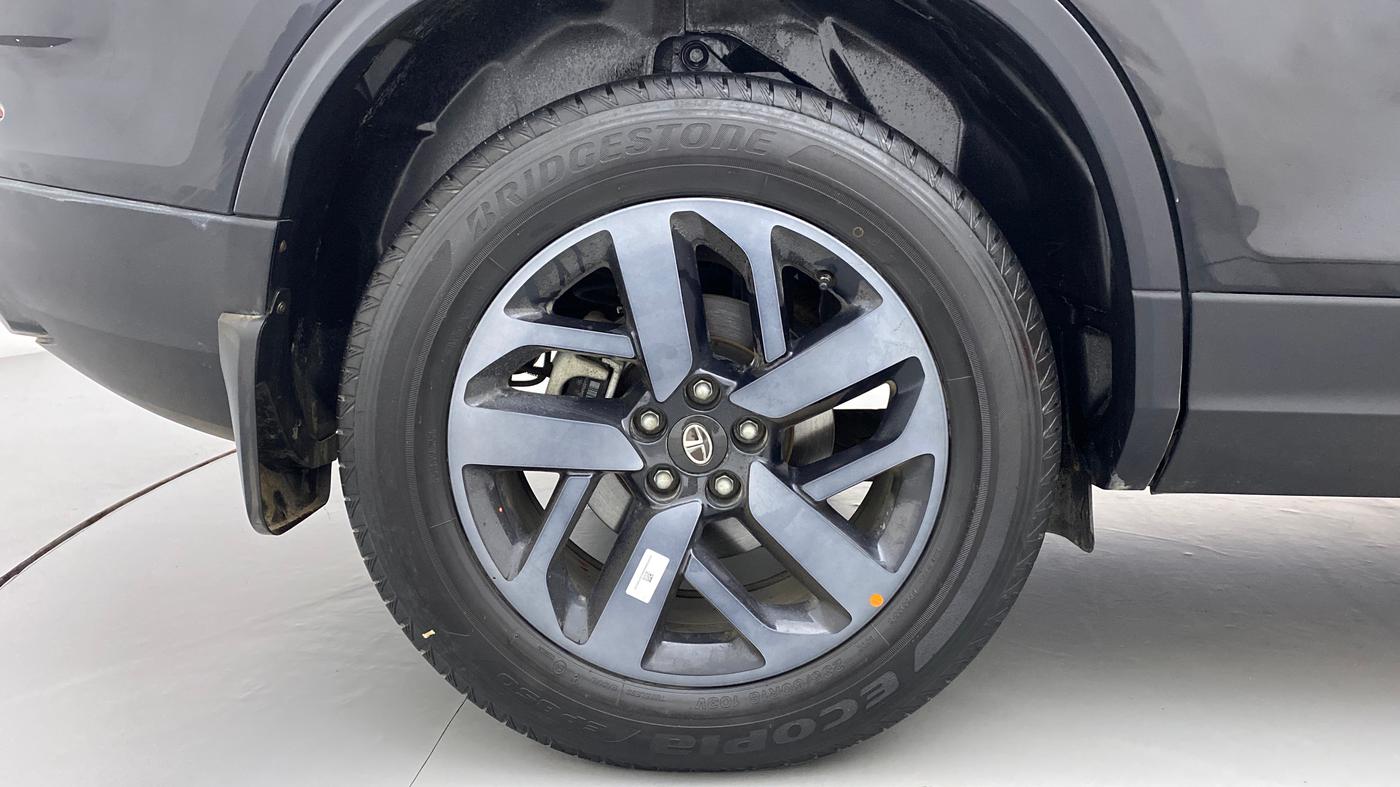 2022 Tata Safari XZA+ DARK EDITION , Diesel, Automatic, 7,973 km, Right Rear Wheel