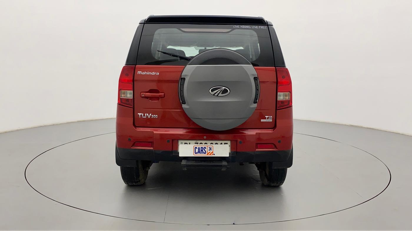 2018 Mahindra TUV300 T10 AMT DUAL TONE, Diesel, Automatic, 47,414 km, Back/Rear