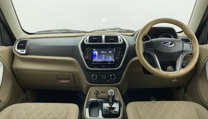 2018 Mahindra TUV300 T10 AMT DUAL TONE, Diesel, Automatic, 47,414 km, Dashboard