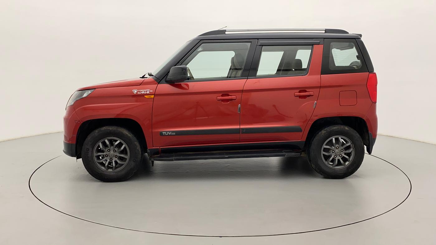 2018 Mahindra TUV300 T10 AMT DUAL TONE, Diesel, Automatic, 47,414 km, Left Side