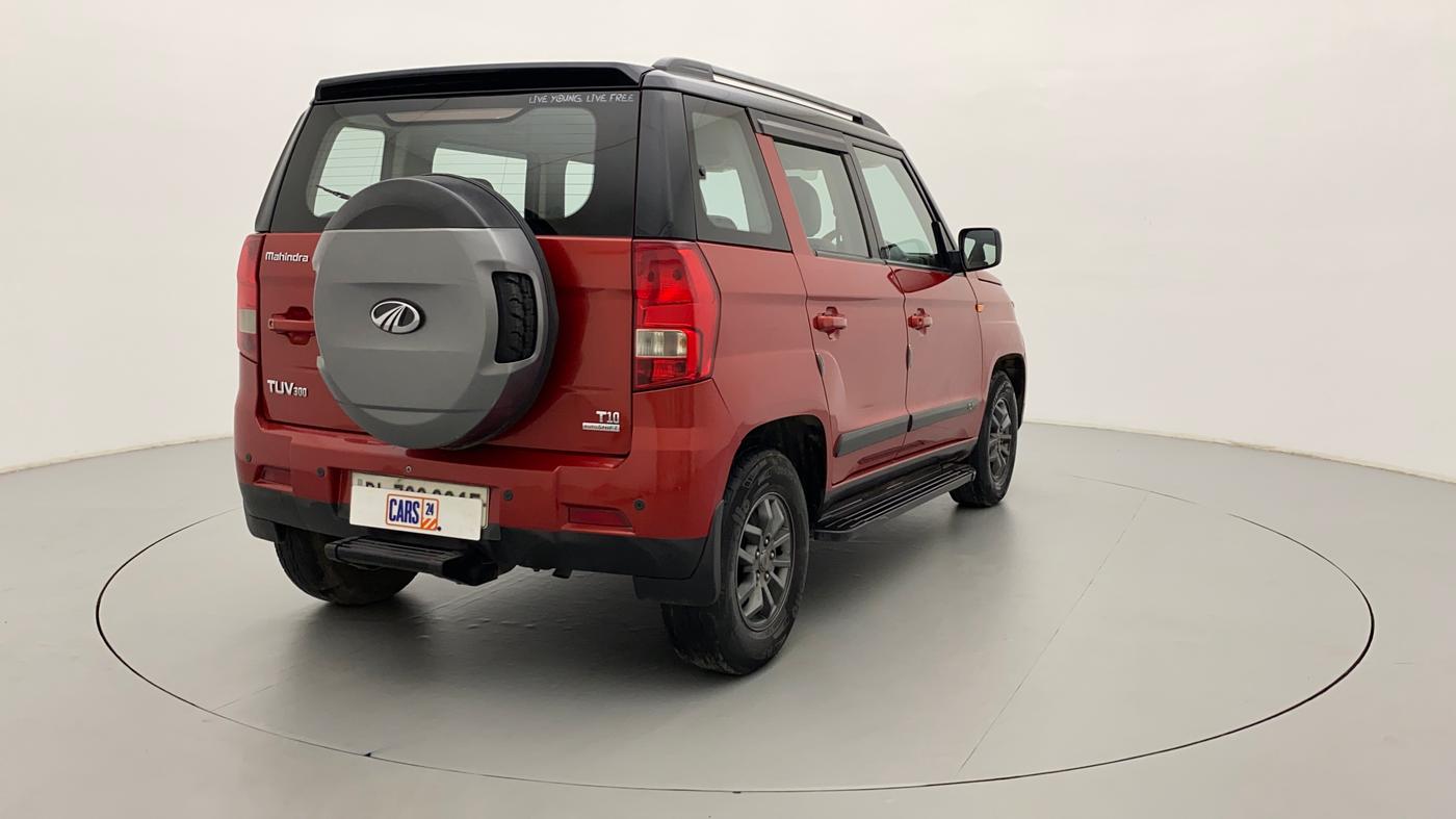 2018 Mahindra TUV300 T10 AMT DUAL TONE, Diesel, Automatic, 47,414 km, Right Back Diagonal