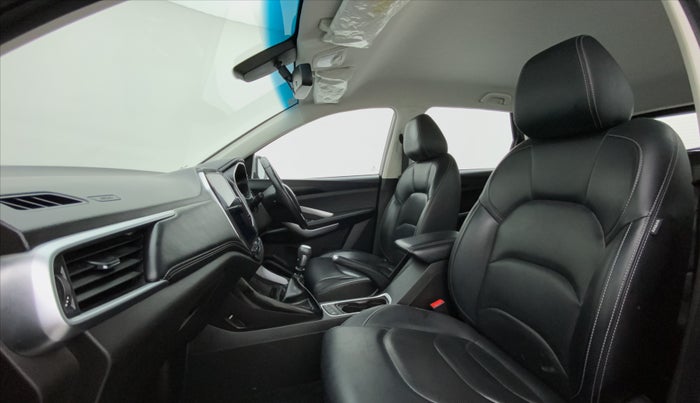 2021 MG HECTOR SMART HYBRID 1.5 PETROL, Petrol, Manual, 27,824 km, Right Side Front Door Cabin