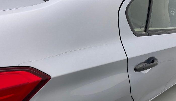 2021 Honda Amaze 1.2L I-VTEC E, Petrol, Manual, 1,01,603 km, Right quarter panel - Minor scratches