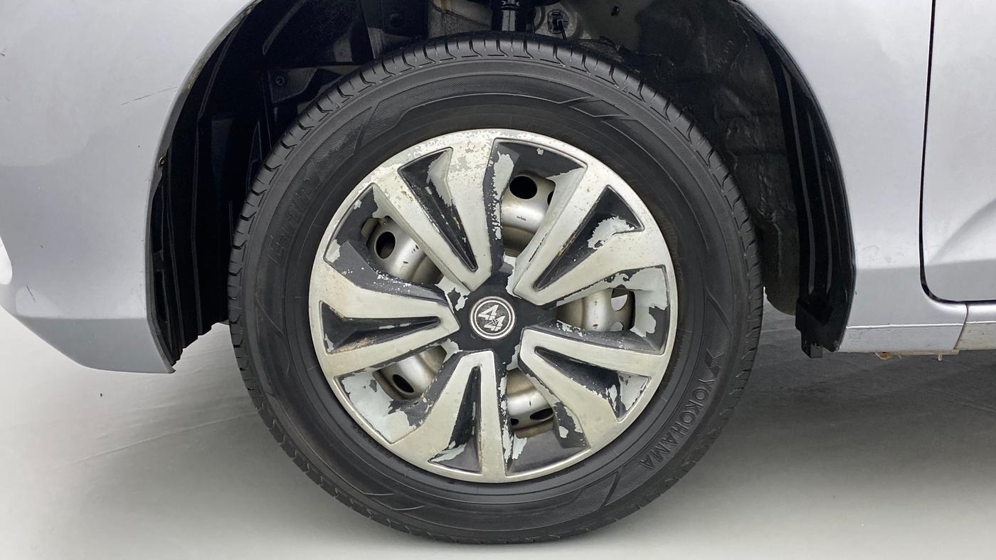 2021 Honda Amaze 1.2L I-VTEC E, Petrol, Manual, 1,01,603 km, Left Front Wheel