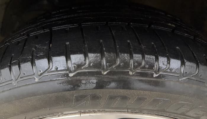 2021 Maruti Baleno ZETA CVT PETROL 1.2, Petrol, Automatic, 39,543 km, Left Front Tyre Tread