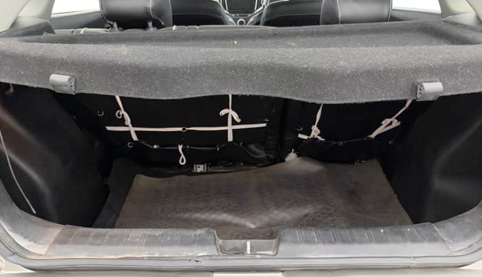 2021 Maruti Baleno ZETA CVT PETROL 1.2, Petrol, Automatic, 39,543 km, Boot Inside