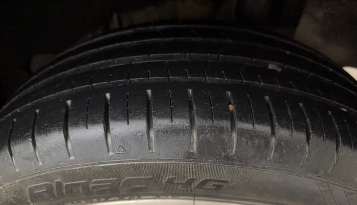 2021 Maruti Baleno ZETA CVT PETROL 1.2, Petrol, Automatic, 39,543 km, Left Rear Tyre Tread
