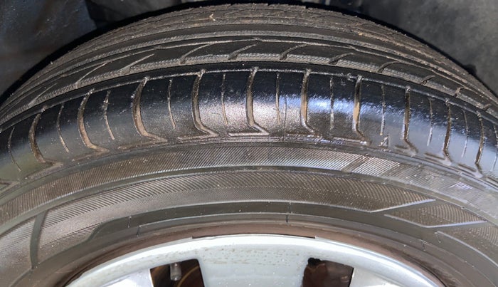 2018 Renault Kwid CLIMBER 1.0, Petrol, Manual, 69,244 km, Right Front Tyre Tread